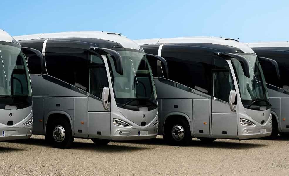 How to Choose the Best Coach for Your Group Travel in the UK