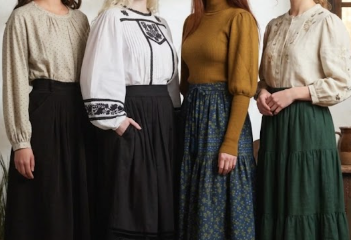 Autumn outfits featuring moss green and sage skirts, green corduroy midi skirts, cream knitwear and chestnut ankle boots.